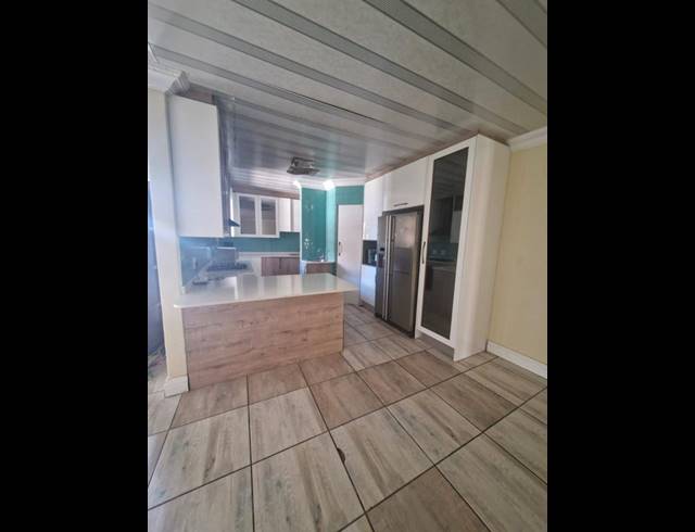 3 BEDROOM HOUSE FOR SALE IN THERESAPARK